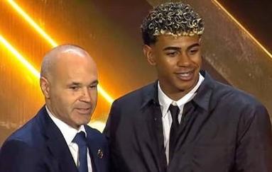 C罗禁赛缓期执行？FIFA纪律准则：纪律机构有权决定是否缓期