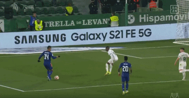 体坛联播｜曼联战平西汉姆5轮仅1胜，米兰意大利杯遭淘汰